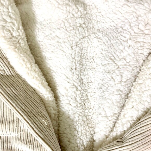 Corduroy Sherpa Lined Oversized Shacket Jacket M Button Up Soft Outerwear Beige - Picture 8 of 11